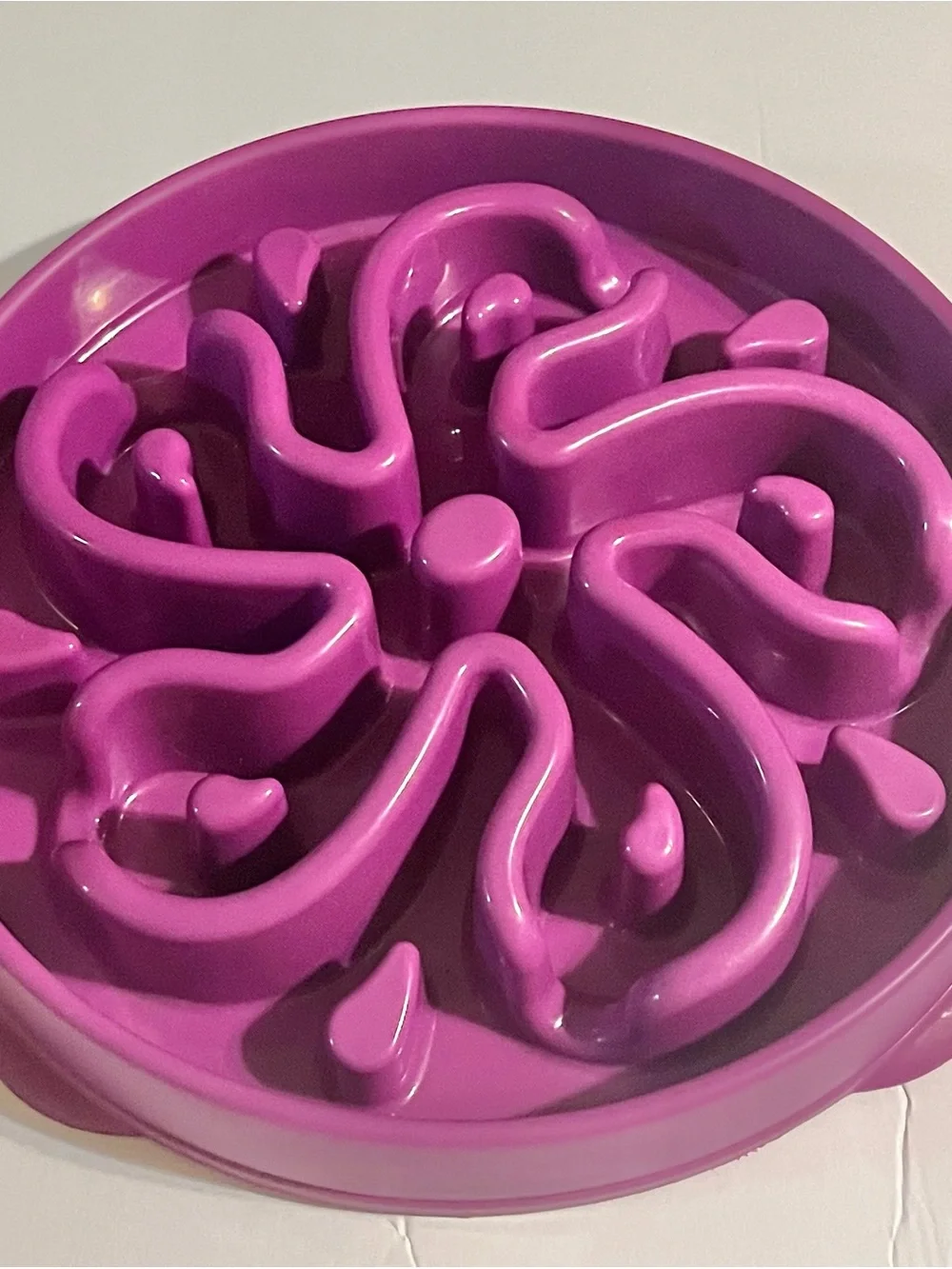 Slow-Feed Dog Bowl Large Digestion Health Magenta 11” diameter bottom grippers.